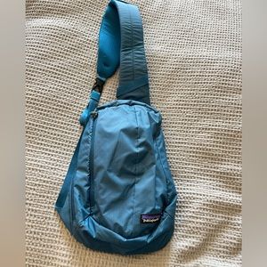 Patagonia sling bag great condition